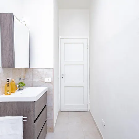 Golden House Apartament