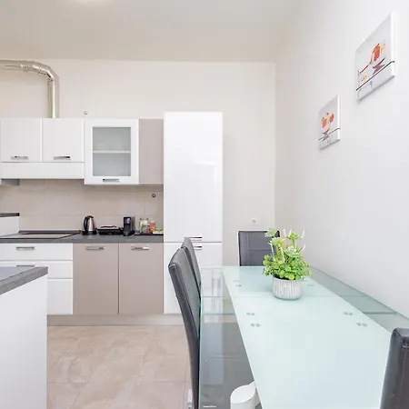 Golden House Apartamento *
